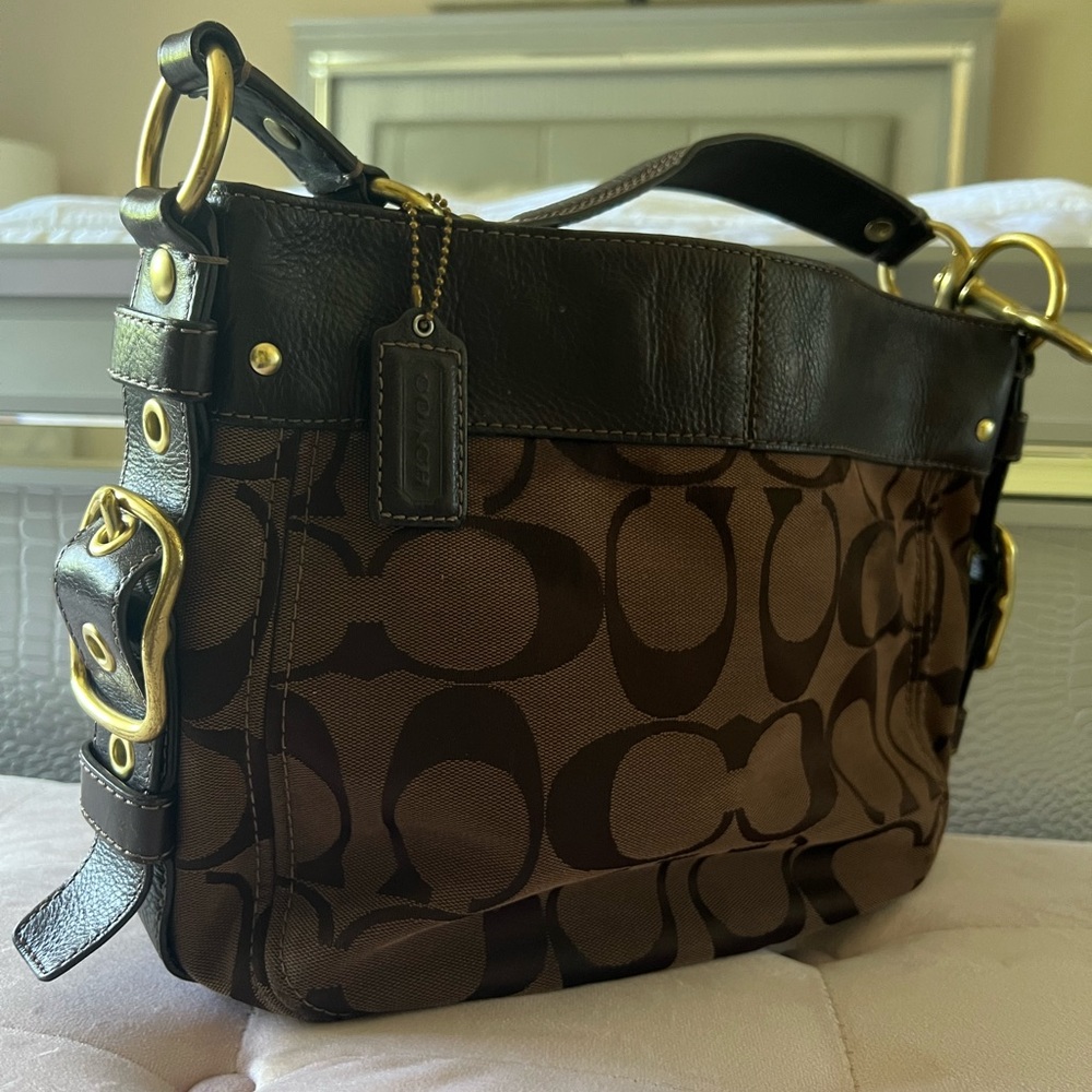 Coach Purse *AUTHENTIC*